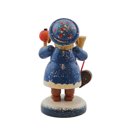Käthe Wohlfahrt Mädchen mit Leckereien Weihnachtsmarkt, Ansicht von hinten