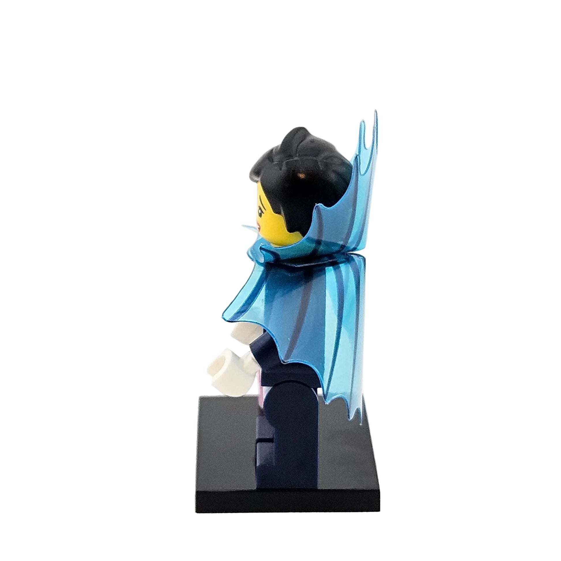LEGO Minifigures 71019 The Ninjago Movie Minifigur Shark Army General Seitenansicht links