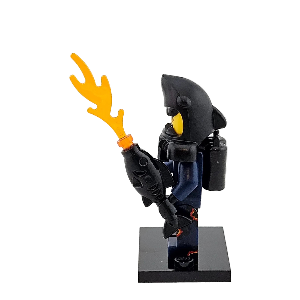 LEGO Minifigures 71019 The Ninjago Movie Minifigur Shark Army Great White Seitenansicht links
