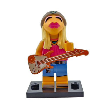 LEGO Minifigures 71033 The Muppets Minifigur Janice Vorderansicht