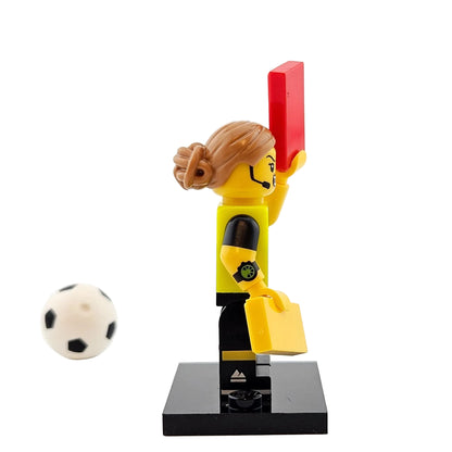LEGO Minifigures 71037 Series 24 Minifigur Football Referee Seitenansicht rechts