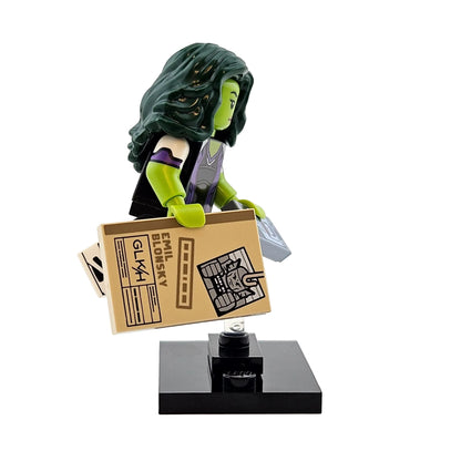 LEGO Minifigures 71039 Marvels Studios Series 2 Minifigur She Hulk Seitenansicht rechts