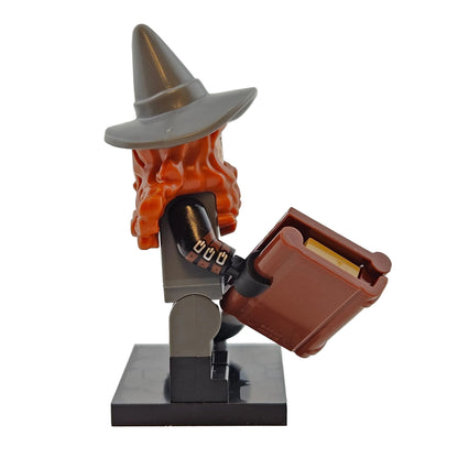 LEGO Minifiguren 71047 Dungeons and Dragons Figur Tasha the Witch Queen Hexenkönigin Seitenansicht rechts