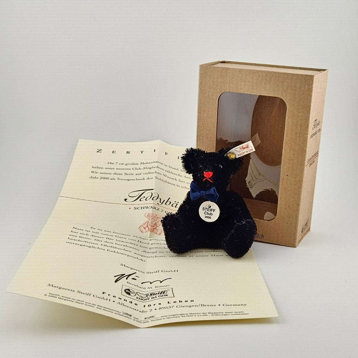Steiff Club Teddy Bär Miniatur 2001 Mohair 9cm schwarz mit Zertifikat und Box Vorderansicht