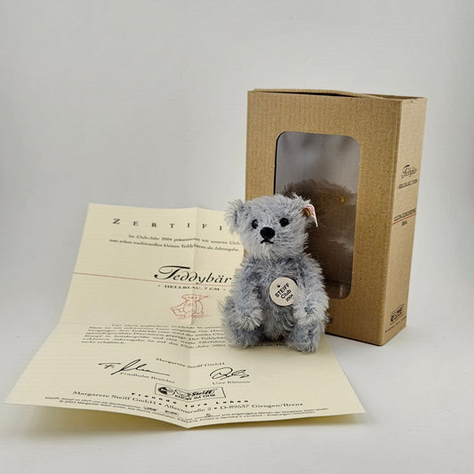 Steiff Club Teddy Bär Miniatur 2004 Mohair 10cm hellblau mit Zertifikat und Box Vorderansicht